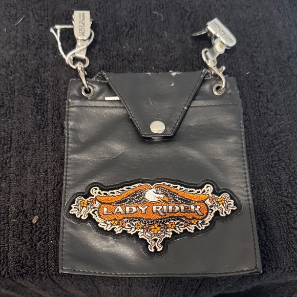 Black Leather Lady Rider Pouch - Picture 1 of 4